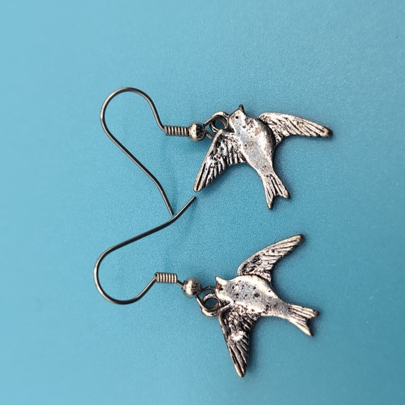 Silver Toned Swift Bird Shaped Focus Drop Dangle Hook Earrings - Picture 5 of 7